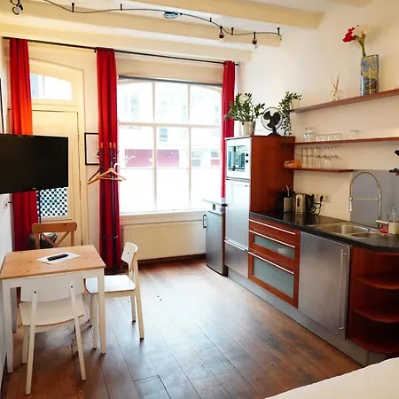 Kerkstraat With Private Garden Apartment *